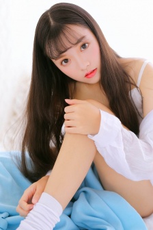 手伸到你的衣服里说要你